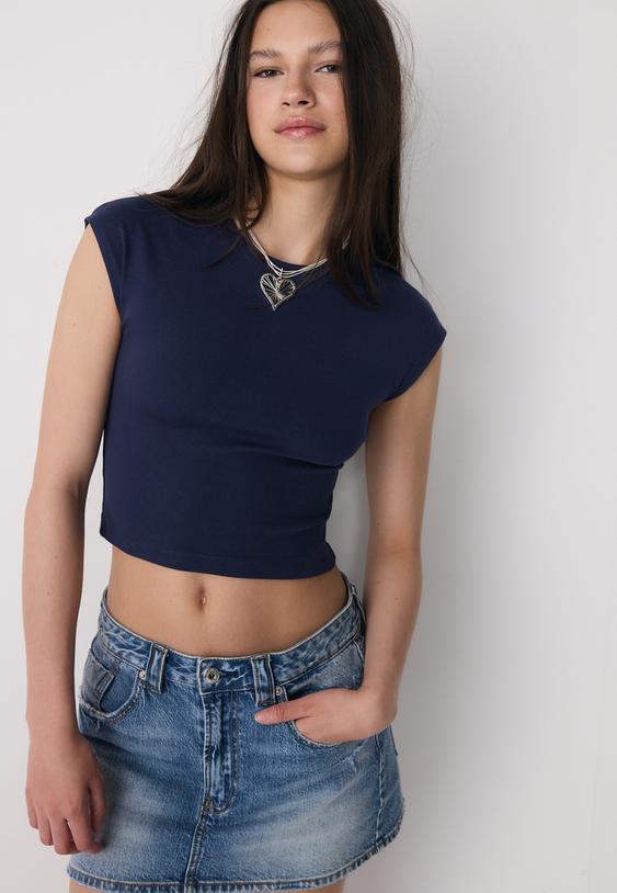 basic-figurbetontes-croptop