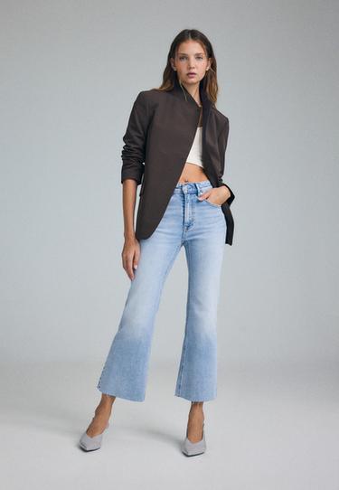 D78 cropped bell bottom jeans — LIGHT BLEACH 1
