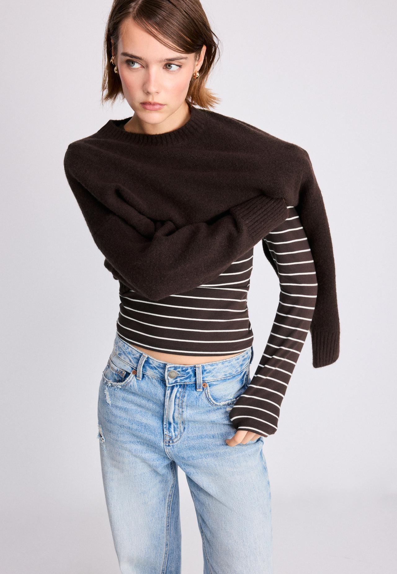 Soft-touch basic knit jumper — Brown