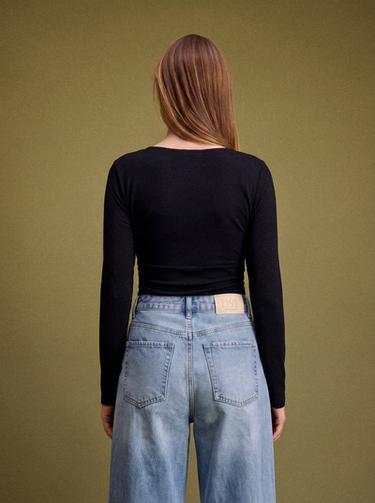 Long sleeve V-neck T-shirt — Black 5