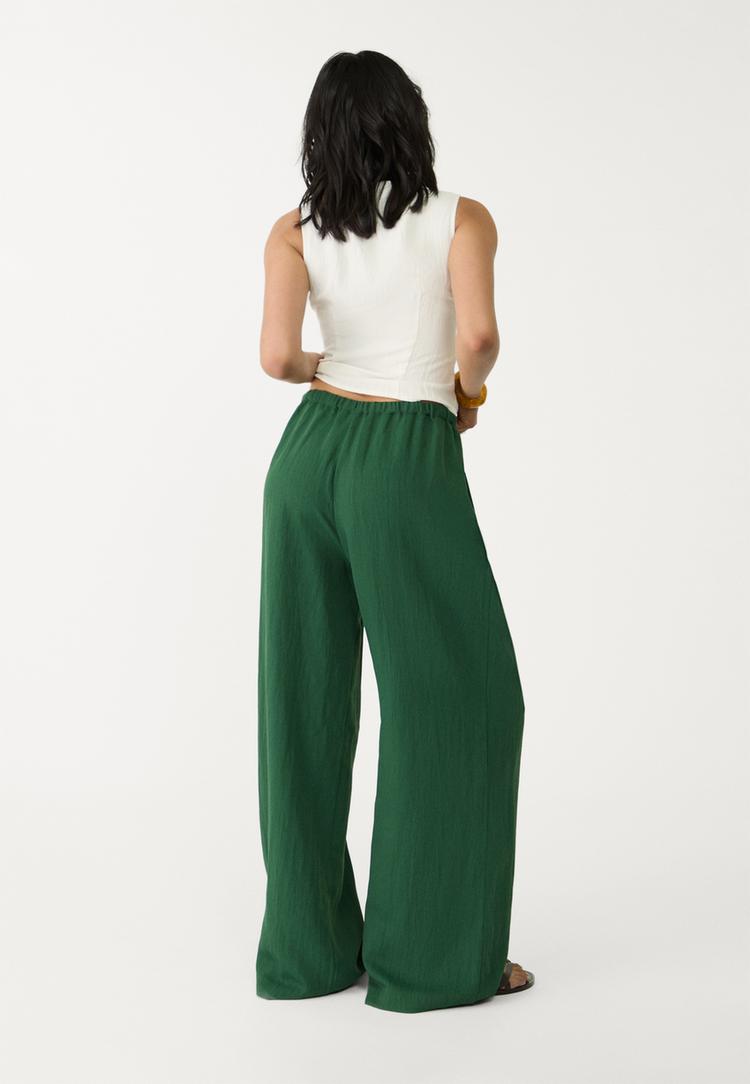 pantalon fluido pinzas textura