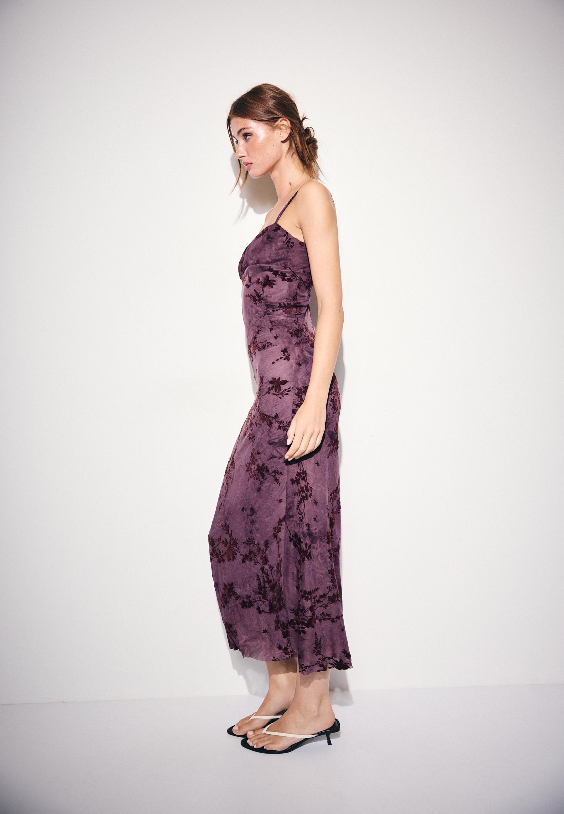 Flocked strap midi dress — Purple