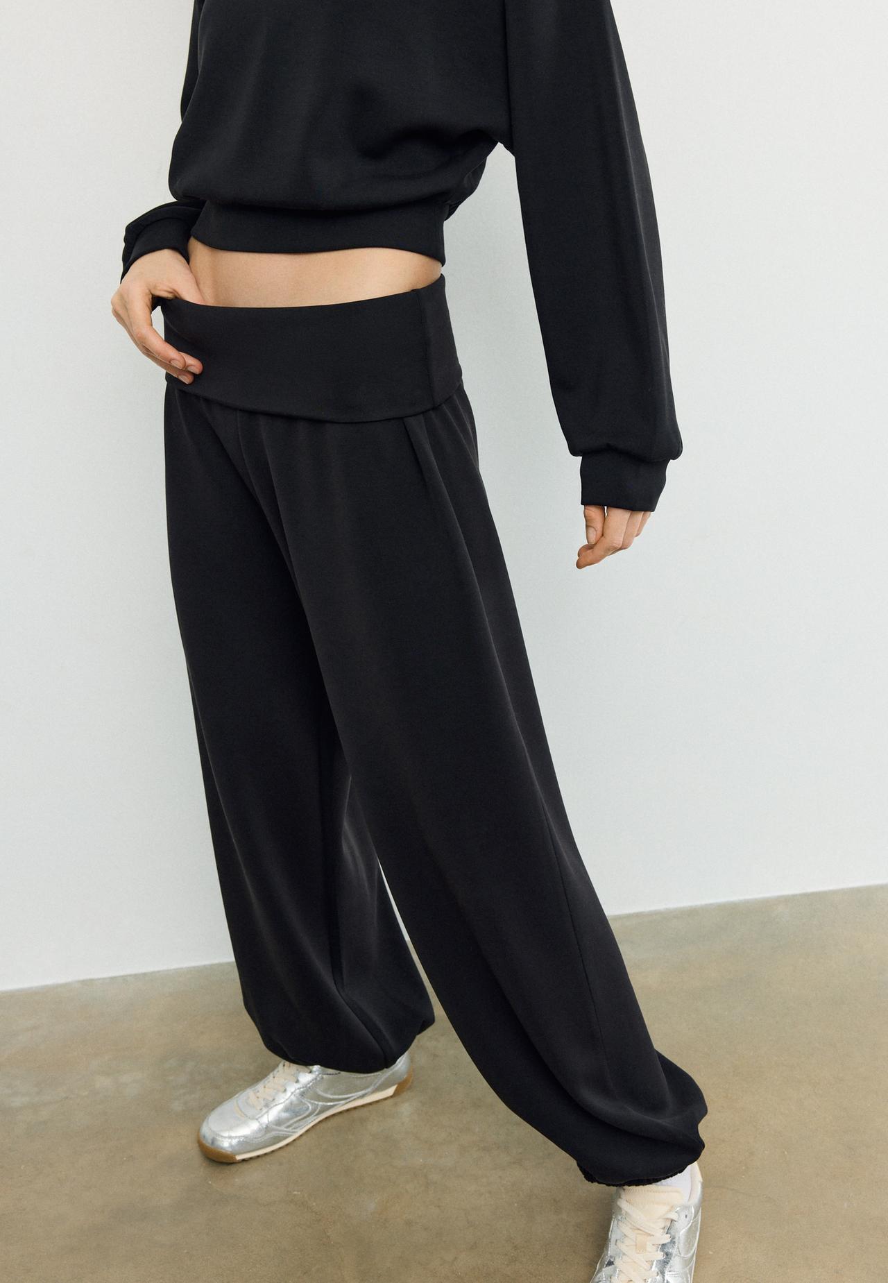 Soft-touch balloon jogger trousers with turn-up waist — Black