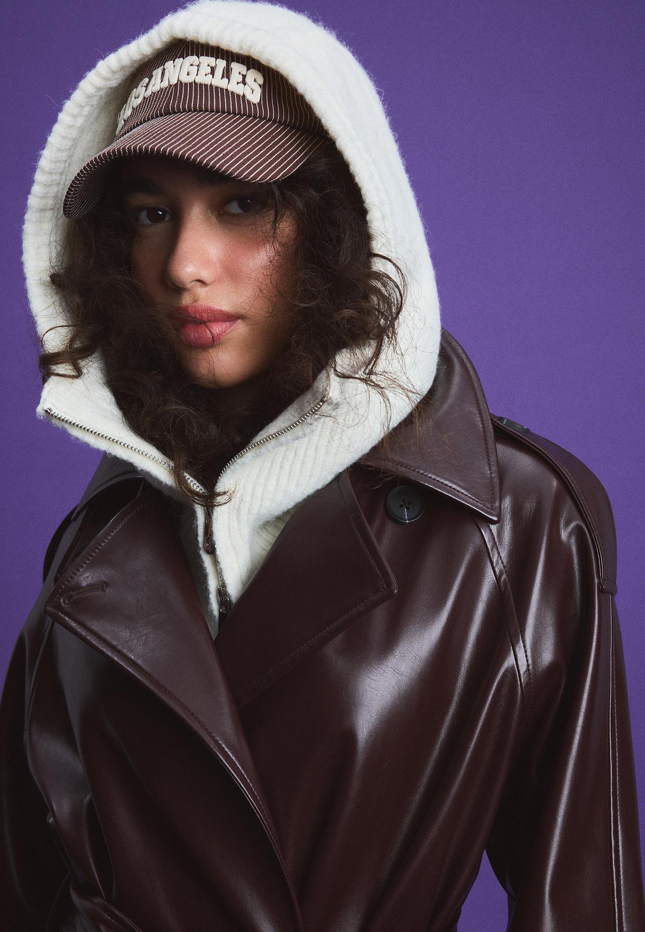 Zip-up balaclava — Ecru
