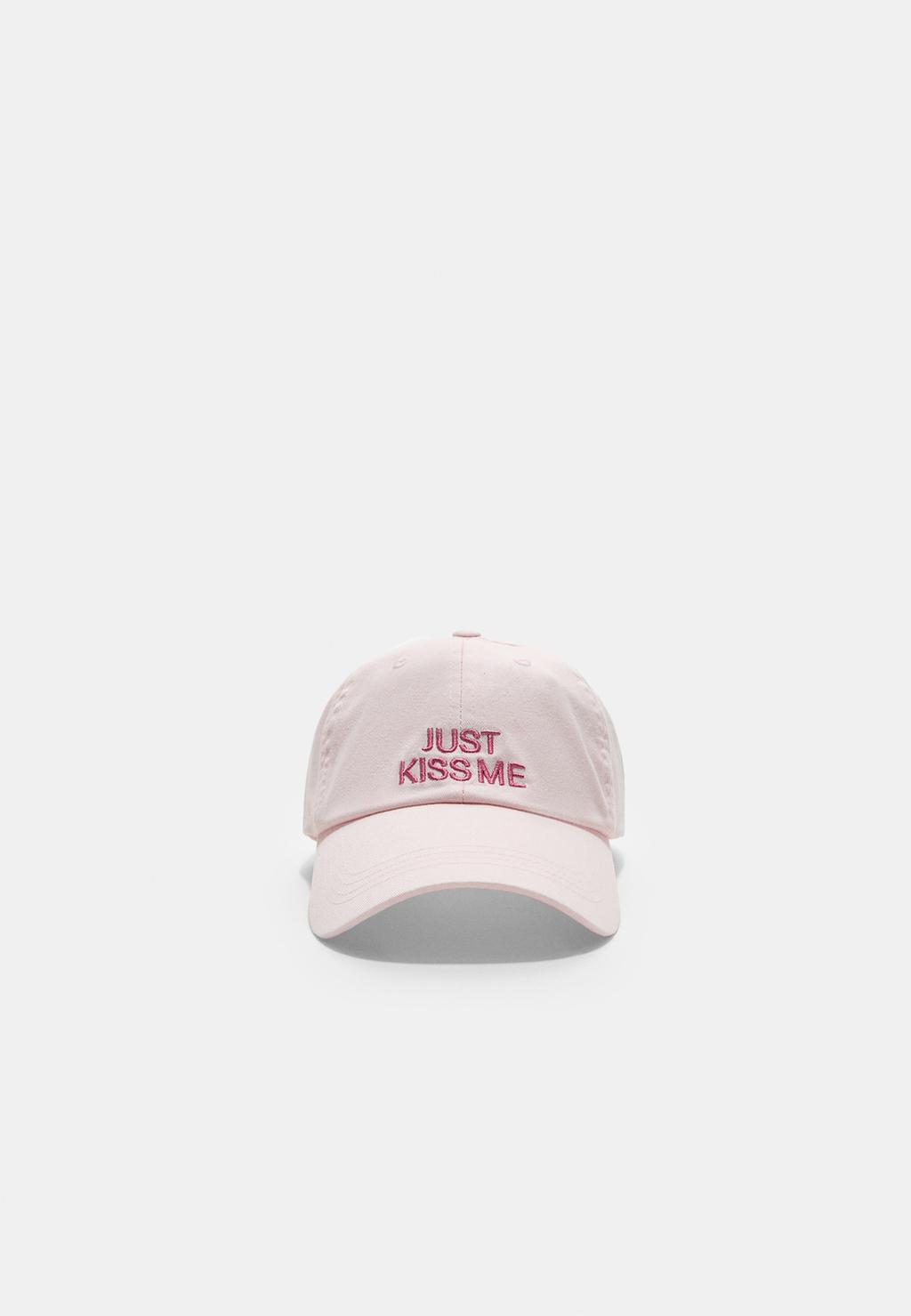 Cappellino con messaggio