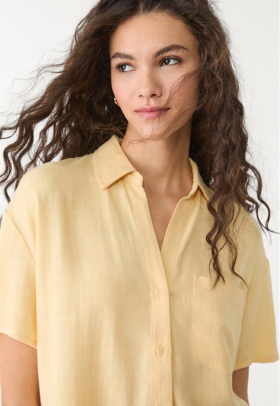 camisa manga corta efecto lino