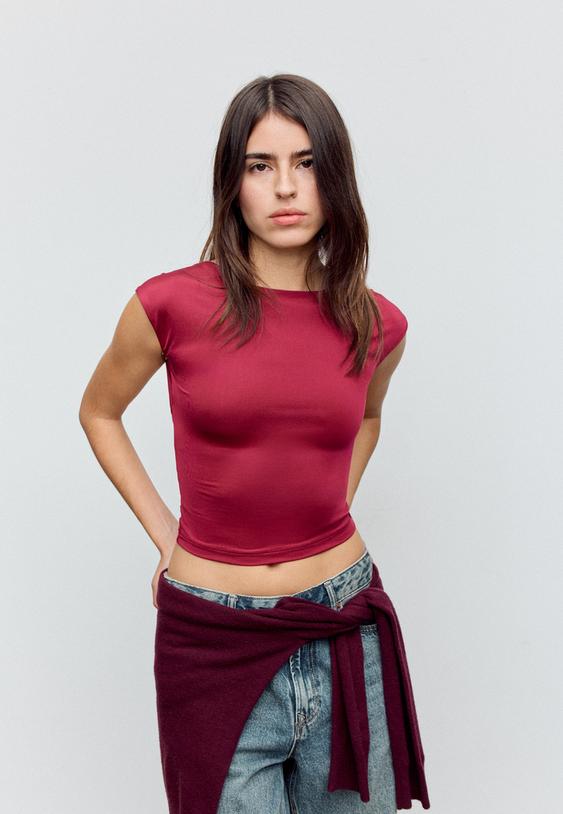camiseta espalda descubierta