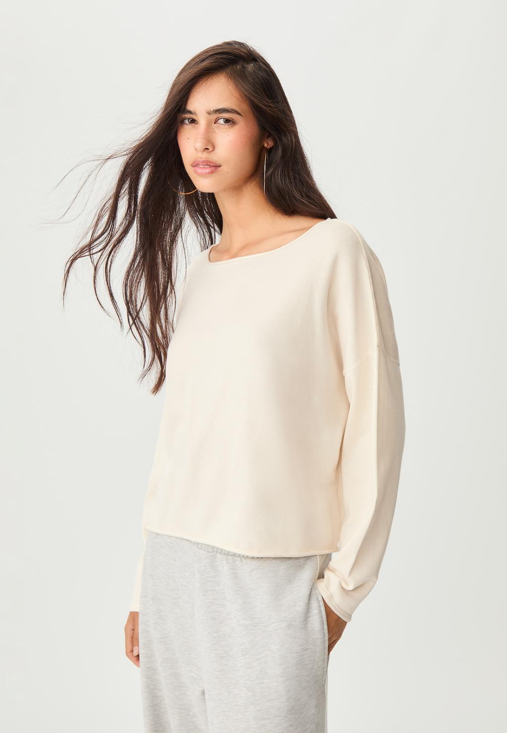 Sweter crop dekolt łódka