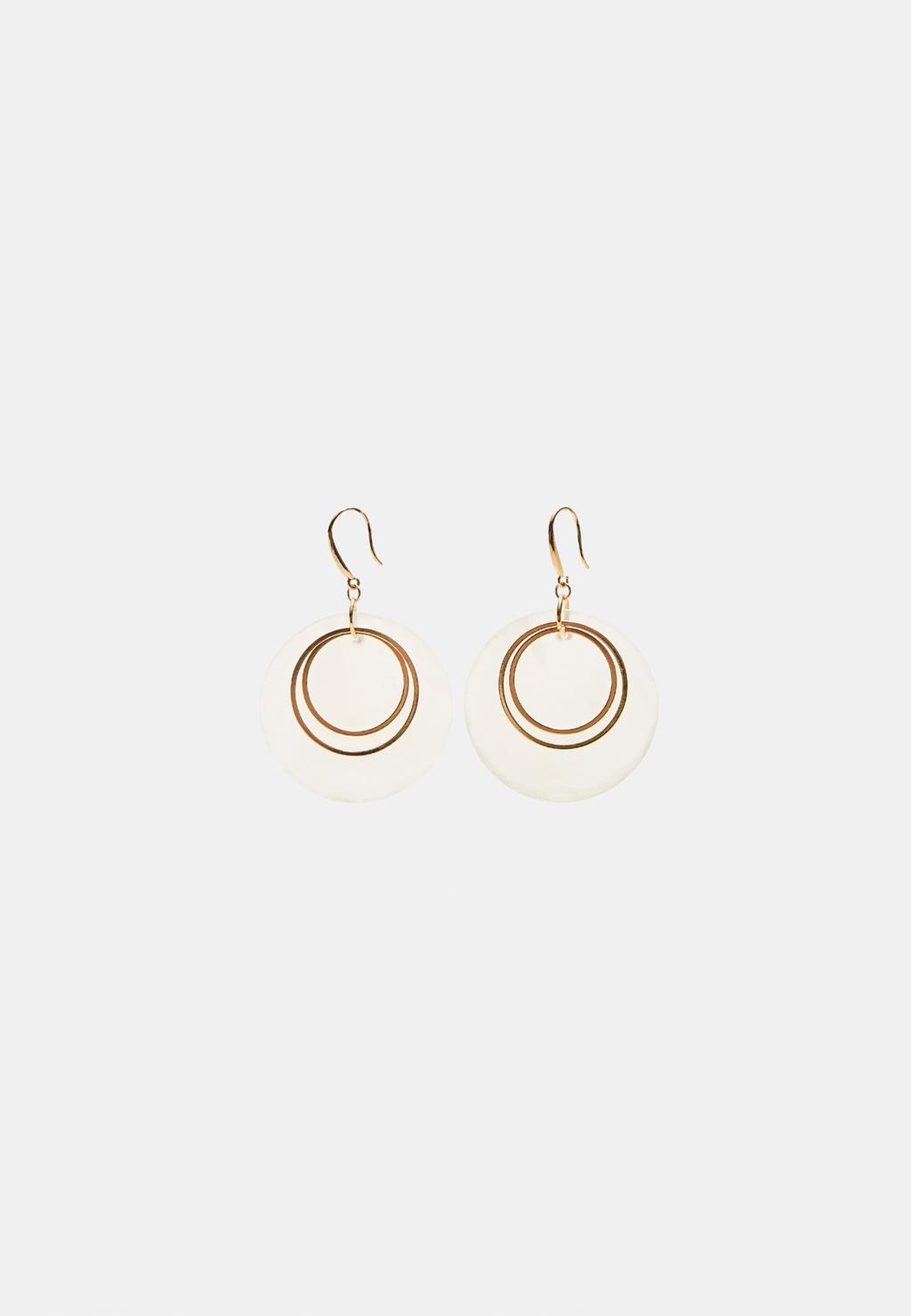 Circular earrings