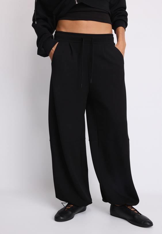 Stradivarius Soft-Touch Barrel Jogger Trousers With Toggles Black S
