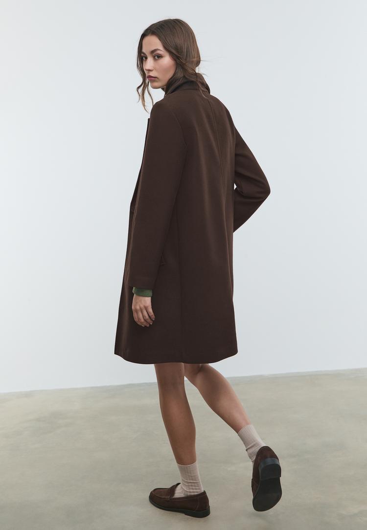manteau midi bouton doux au toucher