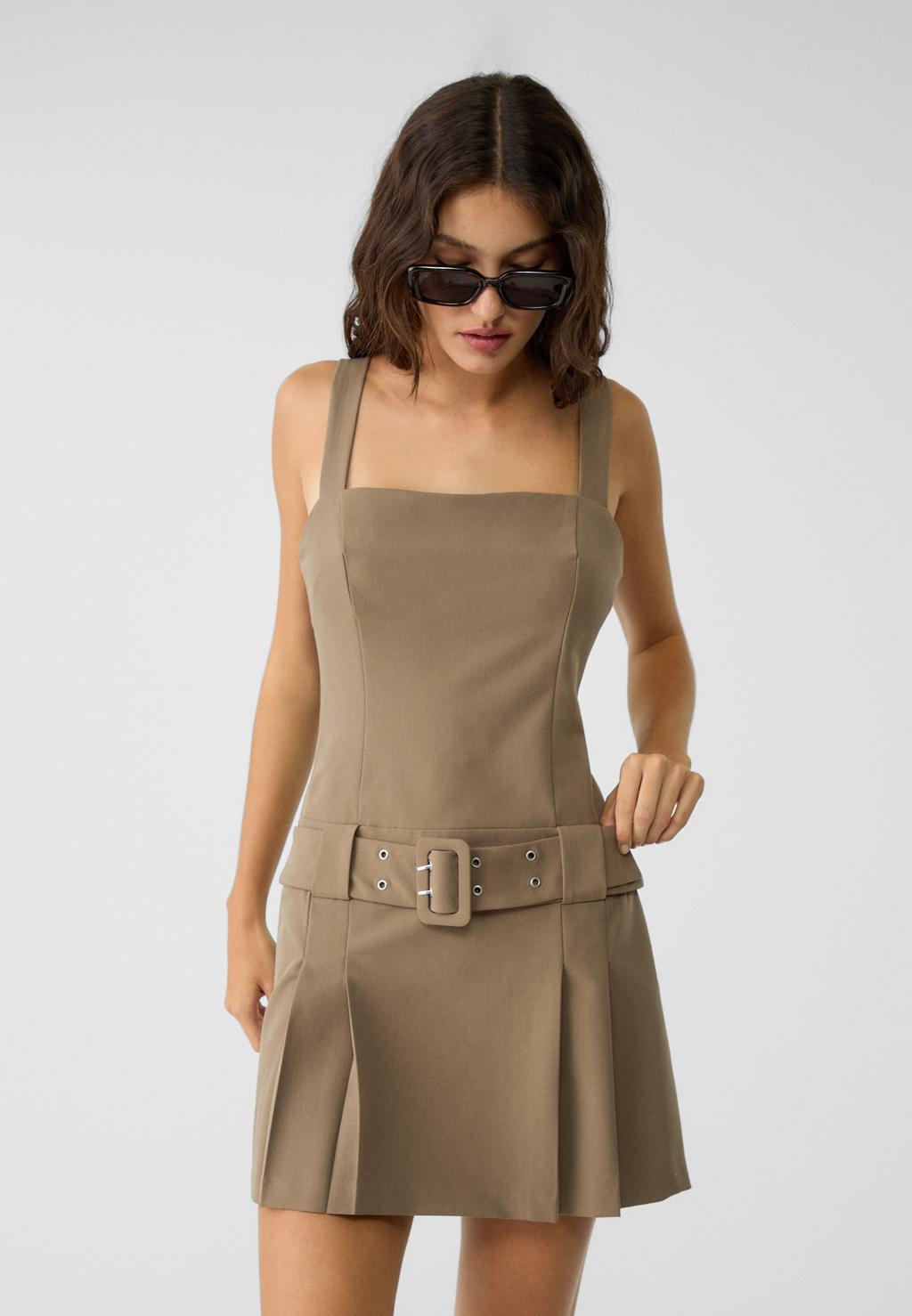 Short box pleat dress with belt