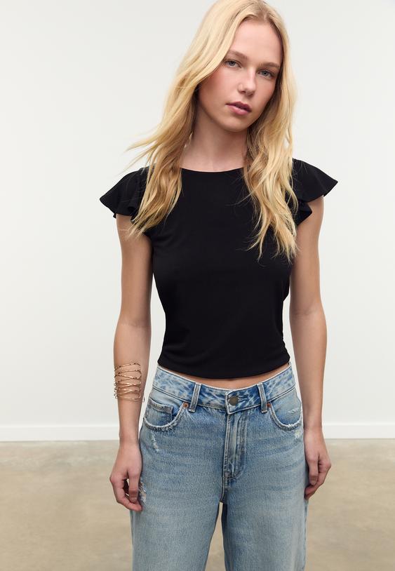 top espalda descubierta volantes