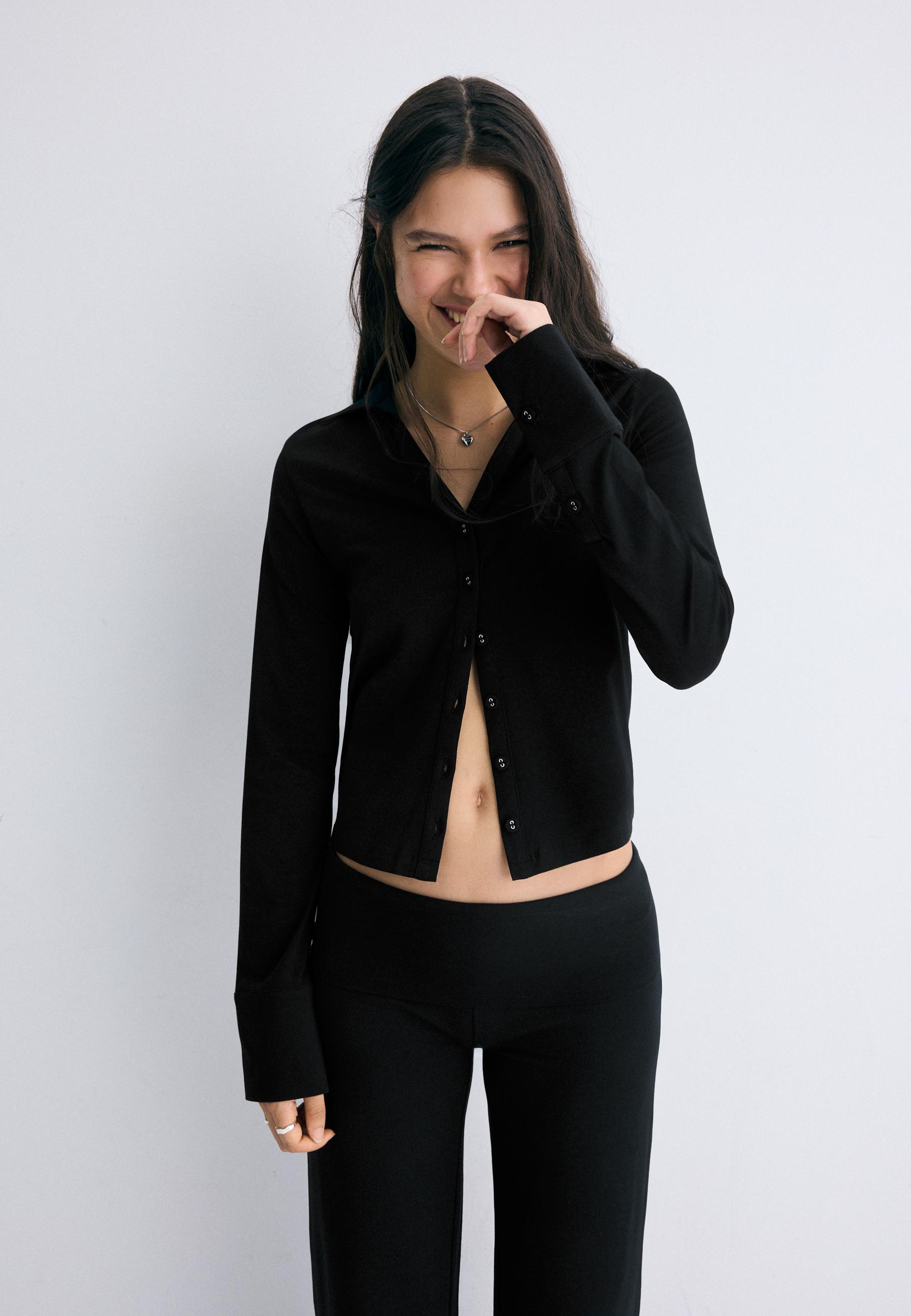 Knit shirt with buttons — Black