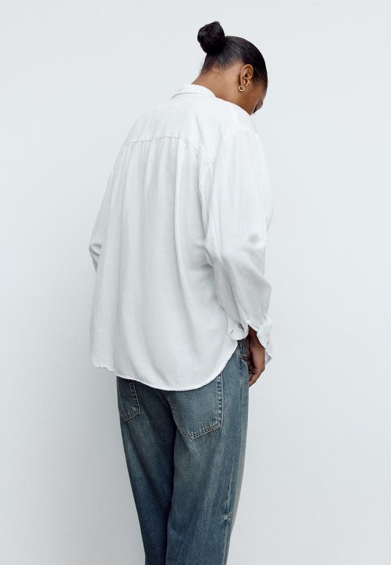 camisa fluida efecto lino