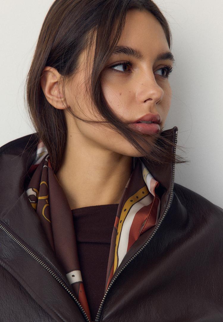 Stradivarius Φουλάρι Με Λουκέτα Καφέ Os φωτογραφία