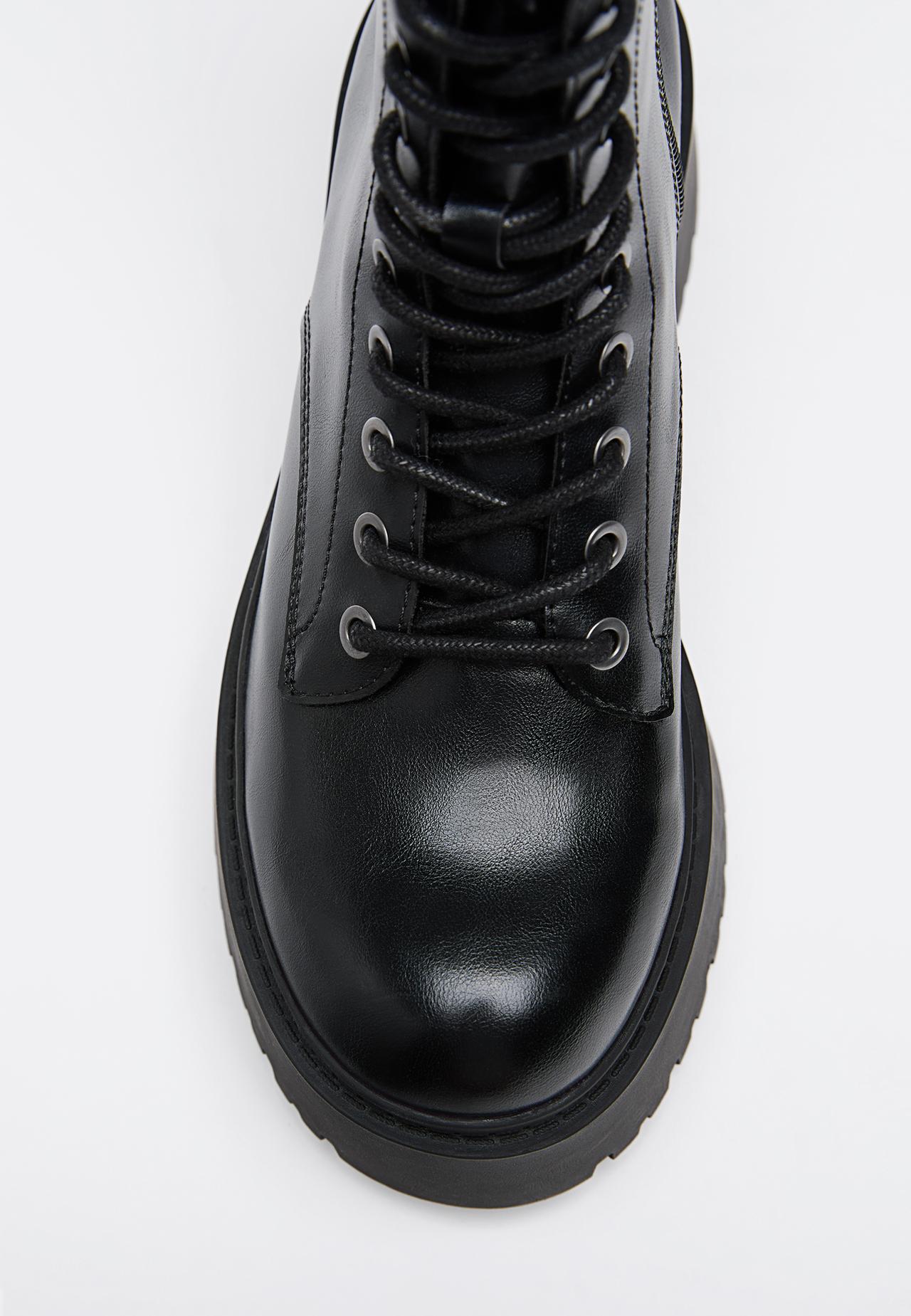 Flat lace-up ankle boots — BLACK 