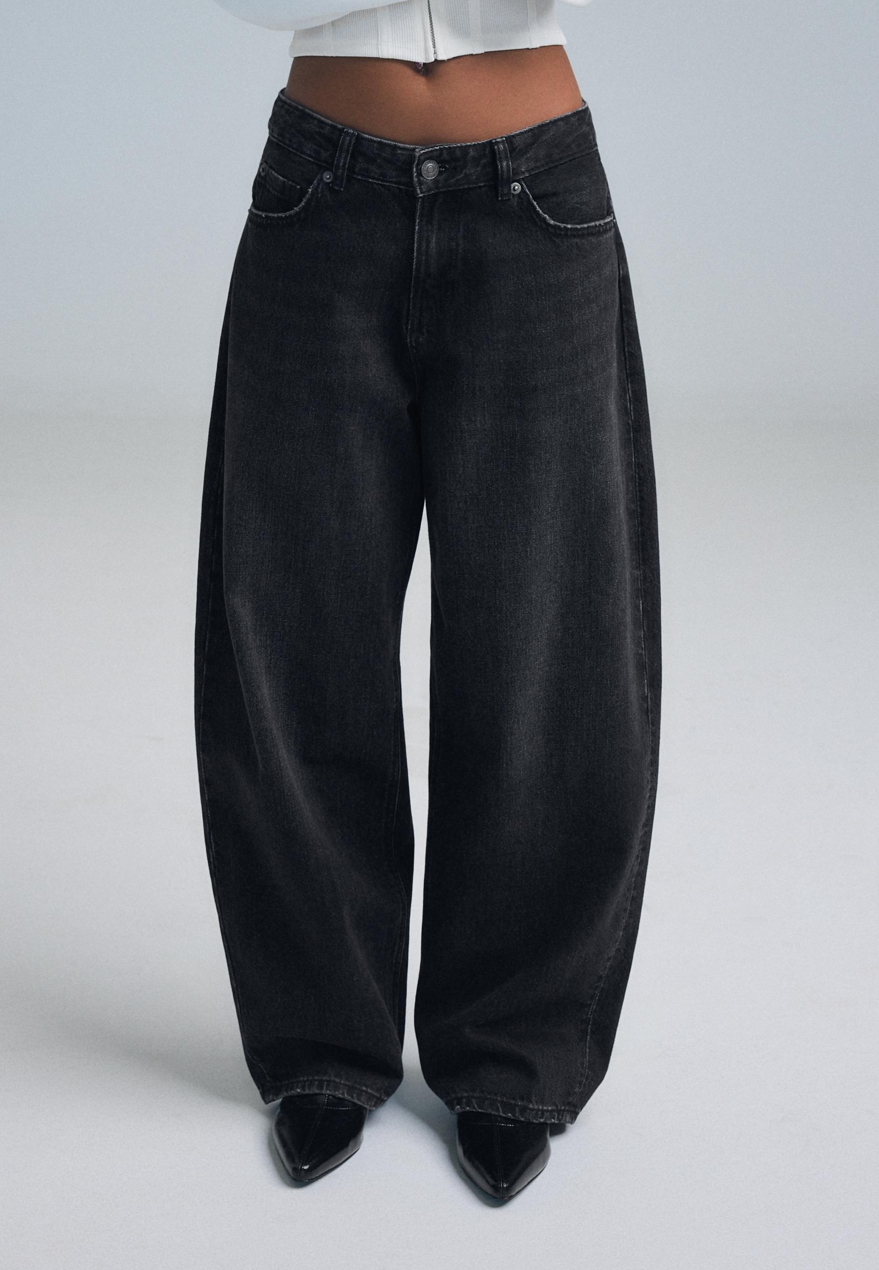 Stradivarius D80 Τζιν Παντελόνι Barrel Fit Ξεβαμμενο Μαυρο 40