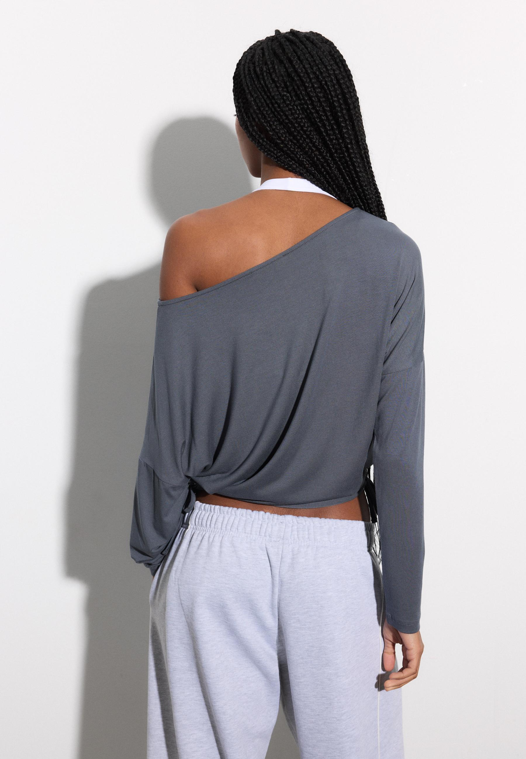 Star stud T-shirt — Dark grey