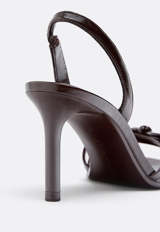 sandalias de tacao em polipele