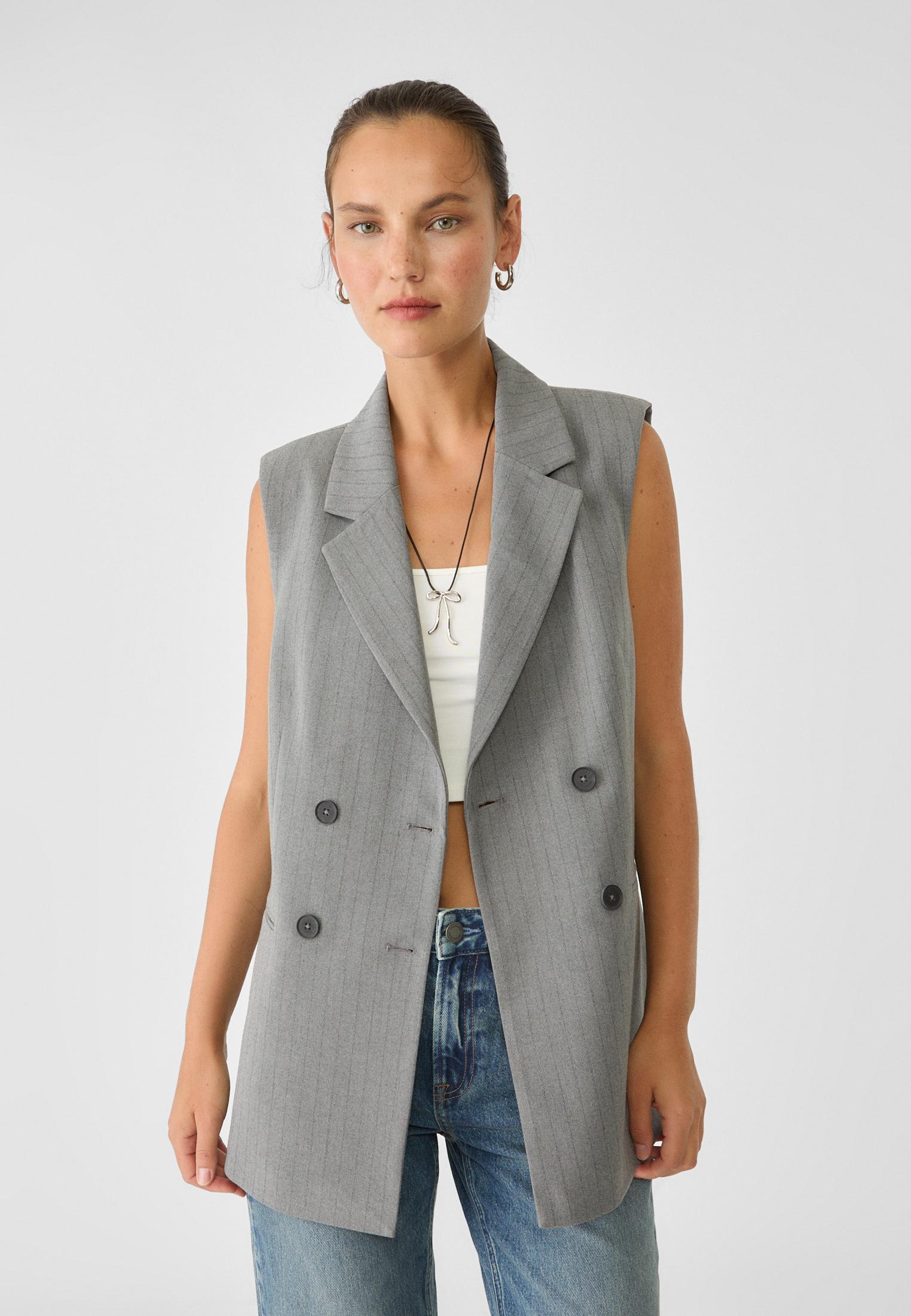 Blazer sans manche stradivarius sale