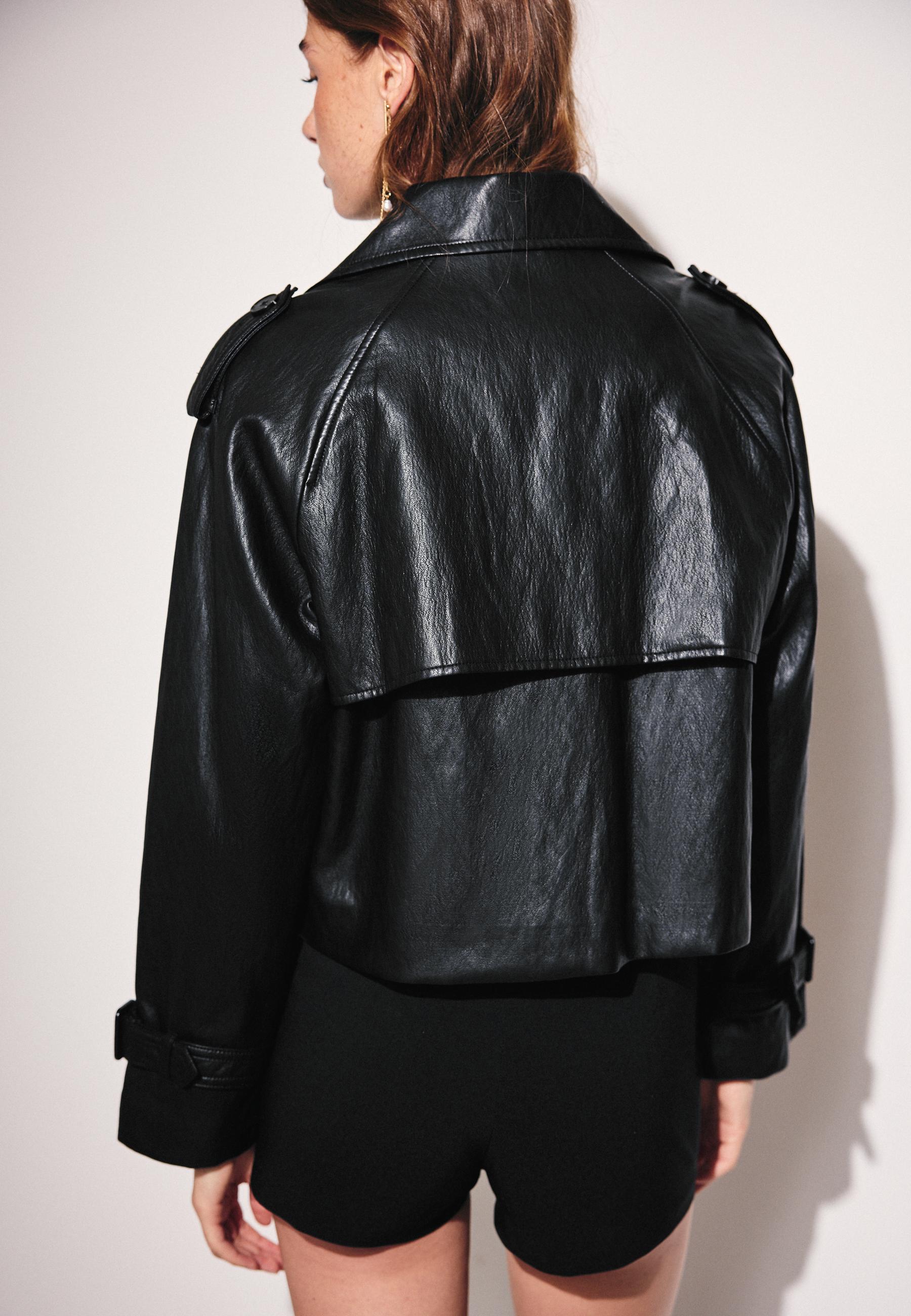 Leather-effect cropped trench coat — Black