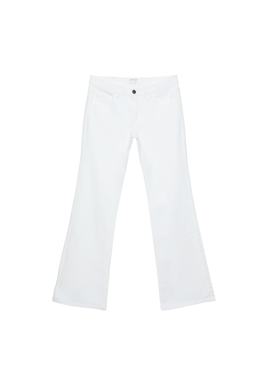 Low-waist flare jeans