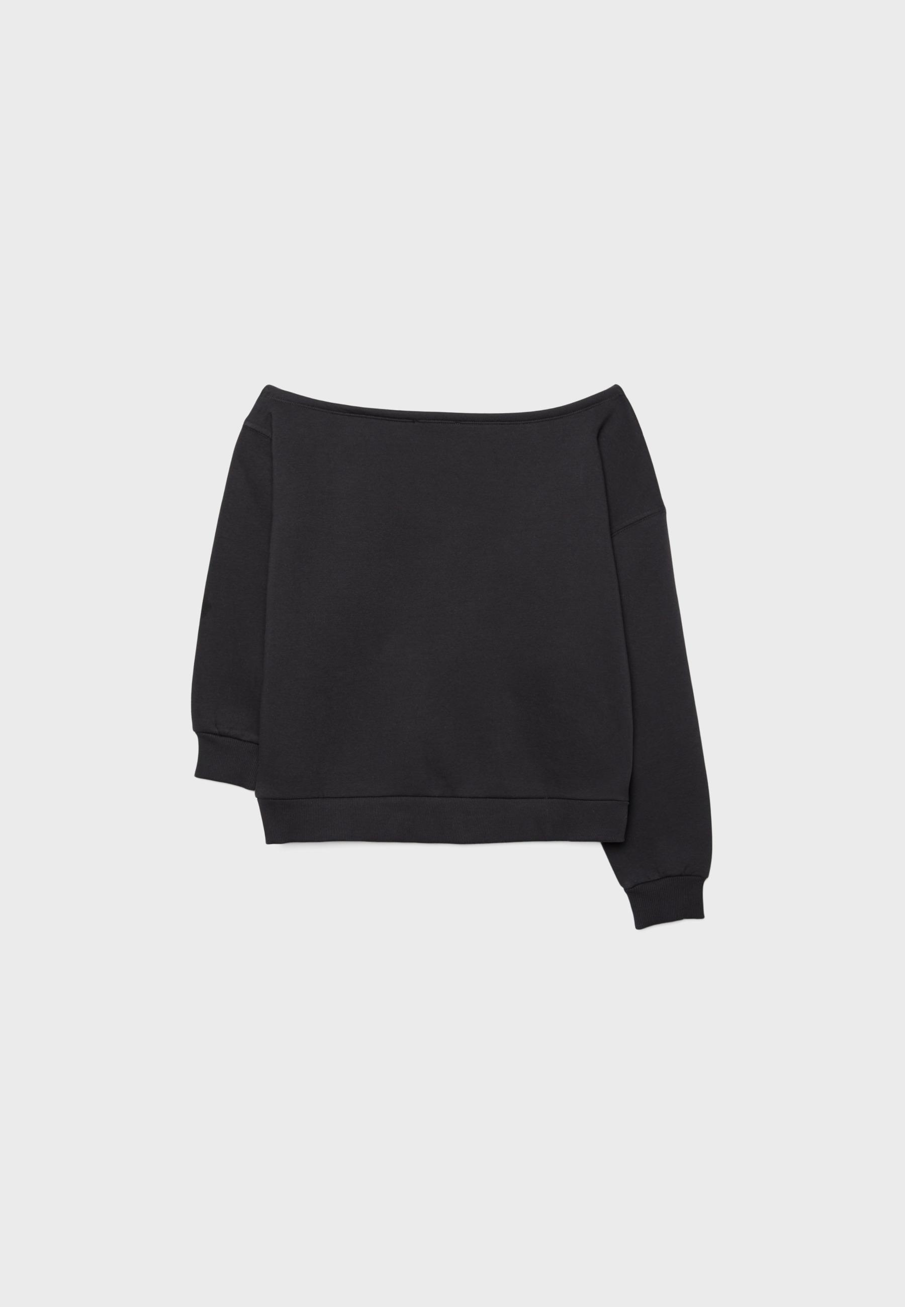 Studded sweatshirt — Black