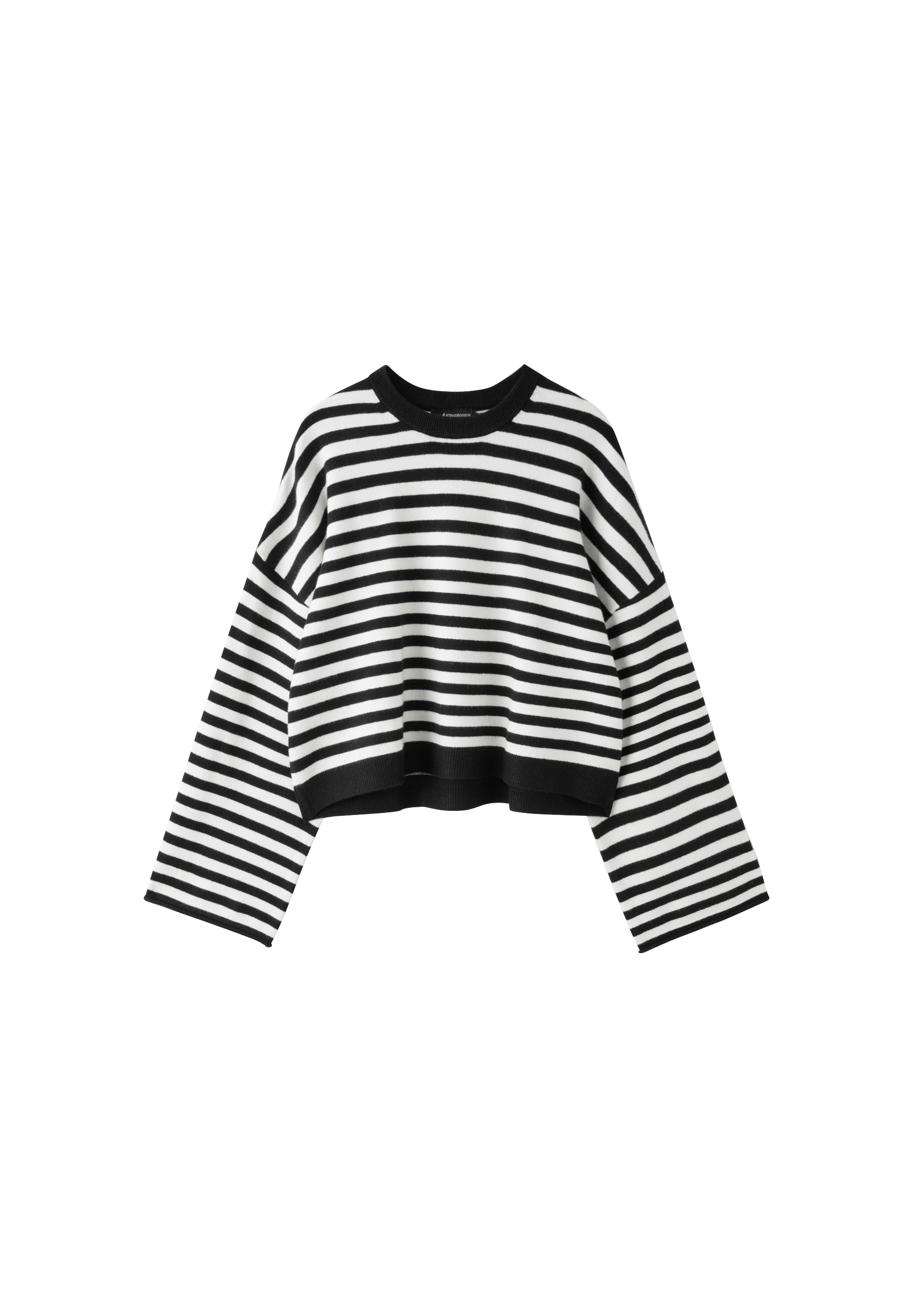 Wide sleeve cropped knit jumper — Black