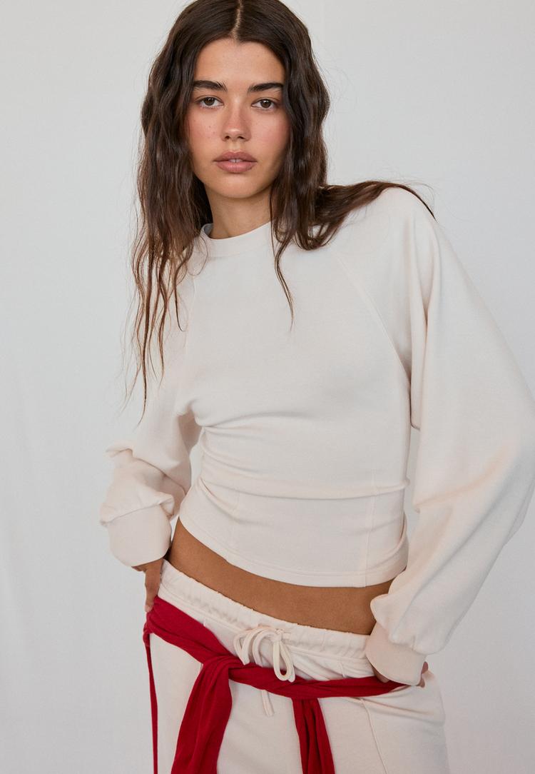 Soft-touch sweatshirt with fitted waist — Vanilla