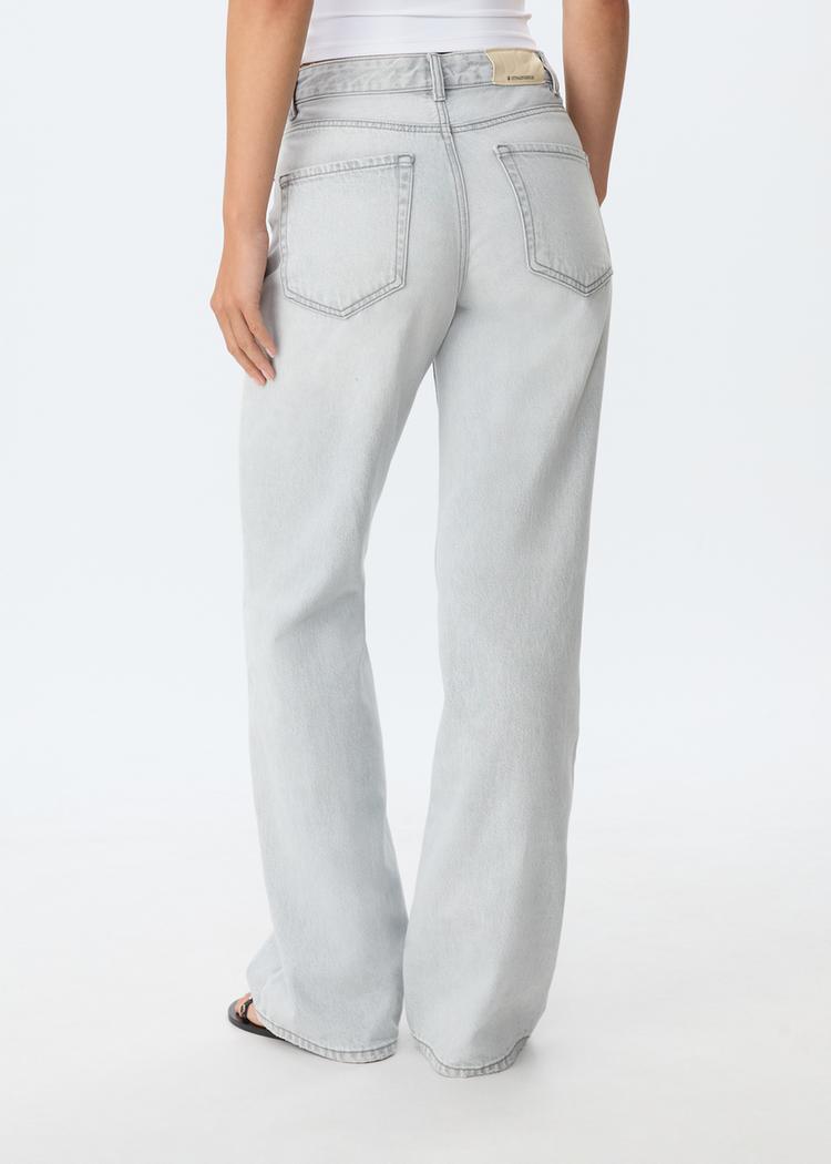 d92 straight wide leg jeans