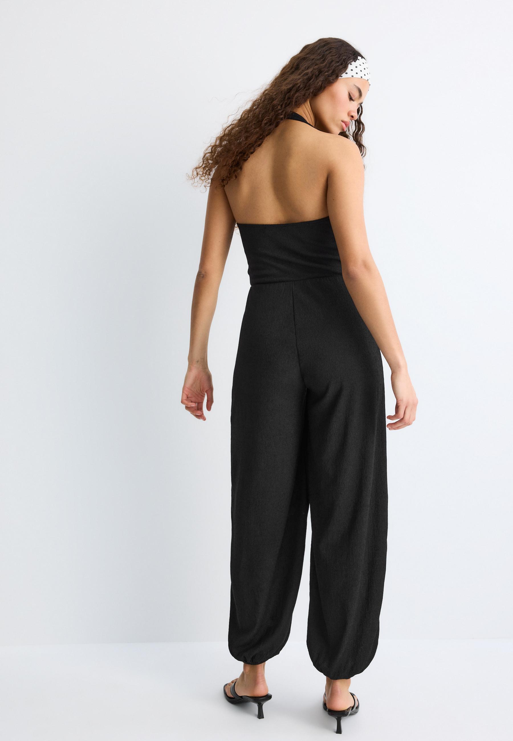 Balloon halter jumpsuit — Black