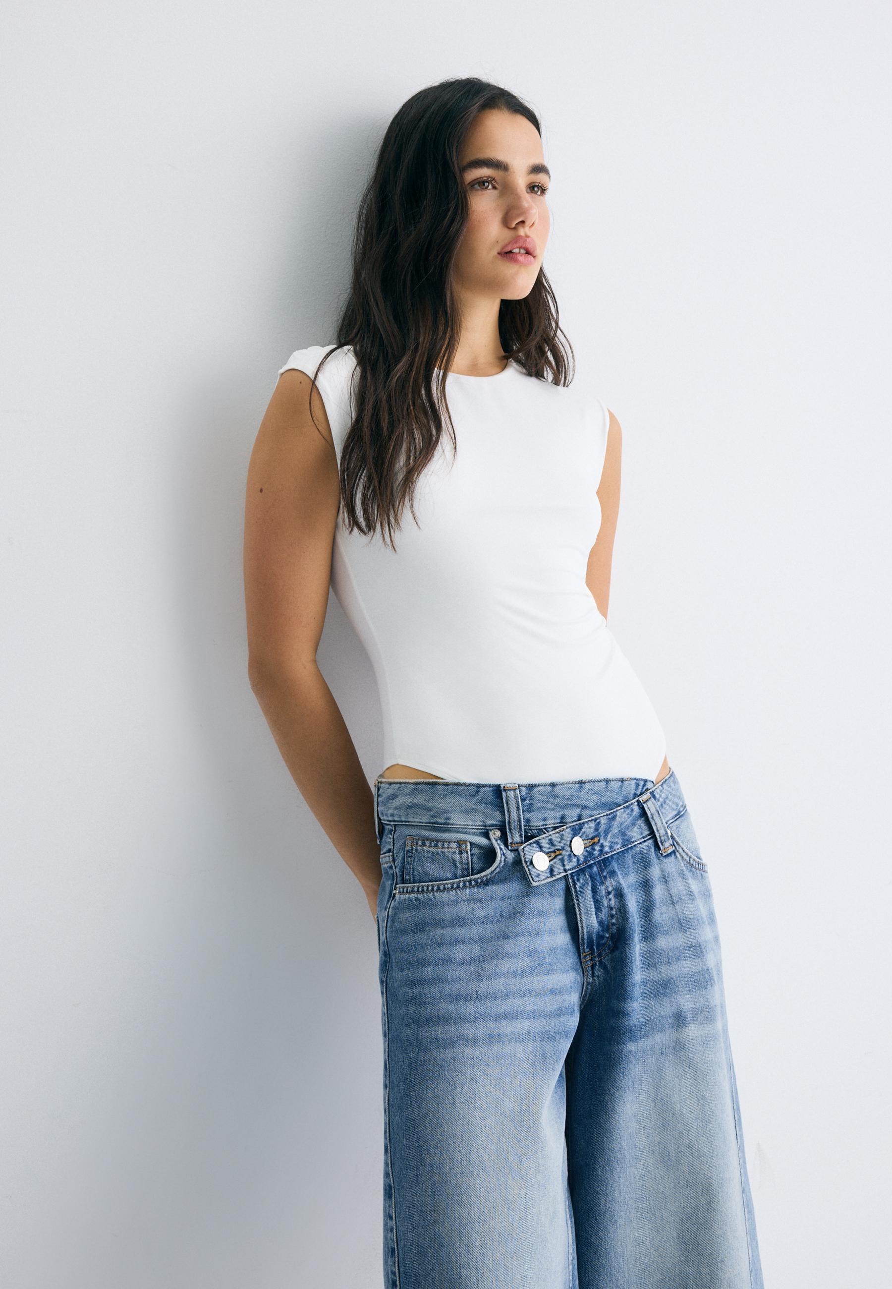 Gathered bodysuit — Ecru