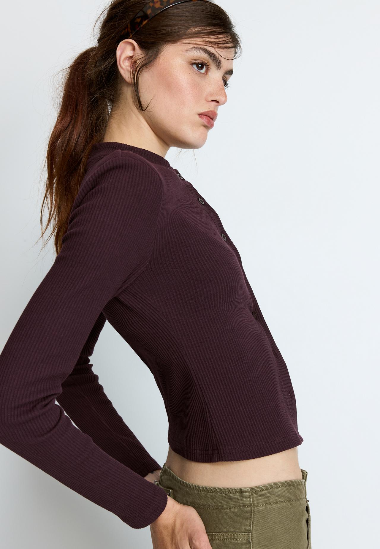 Knit cardigan with padded shoulders — AUBERGINE