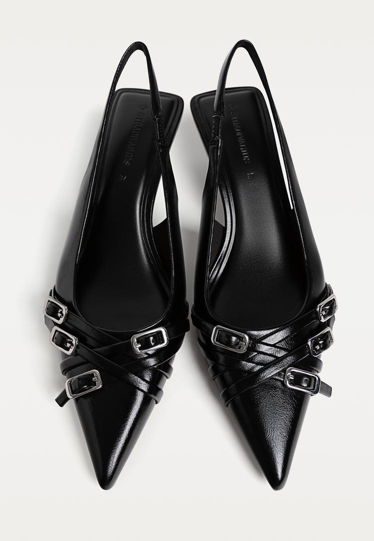 zapatos destalonados hebilla