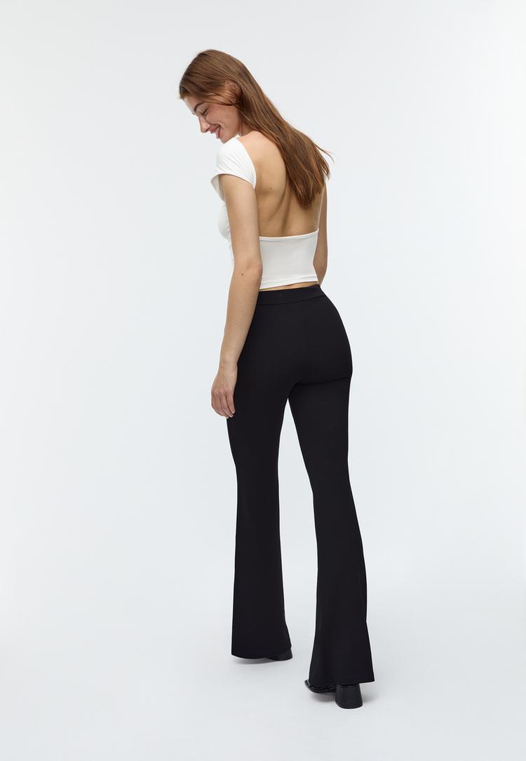 pantalon flare punto liso