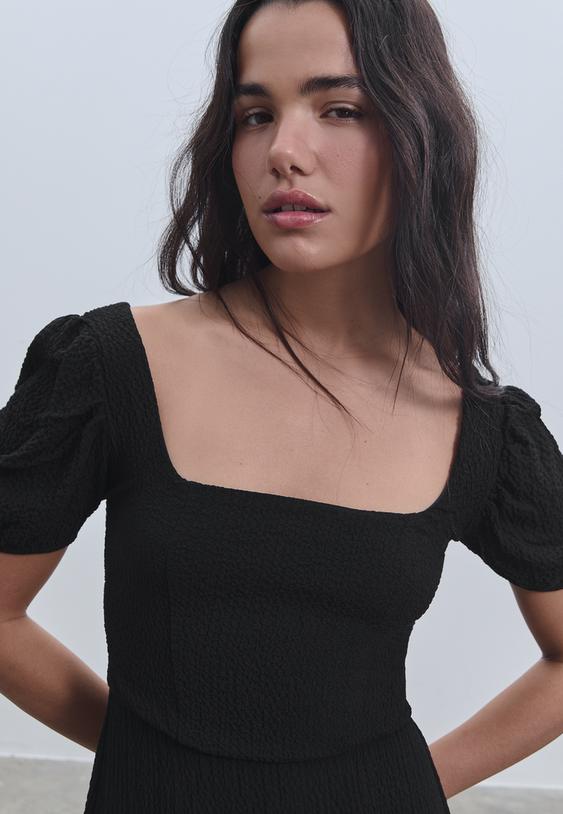 vestido largo fluido espalda cruzada