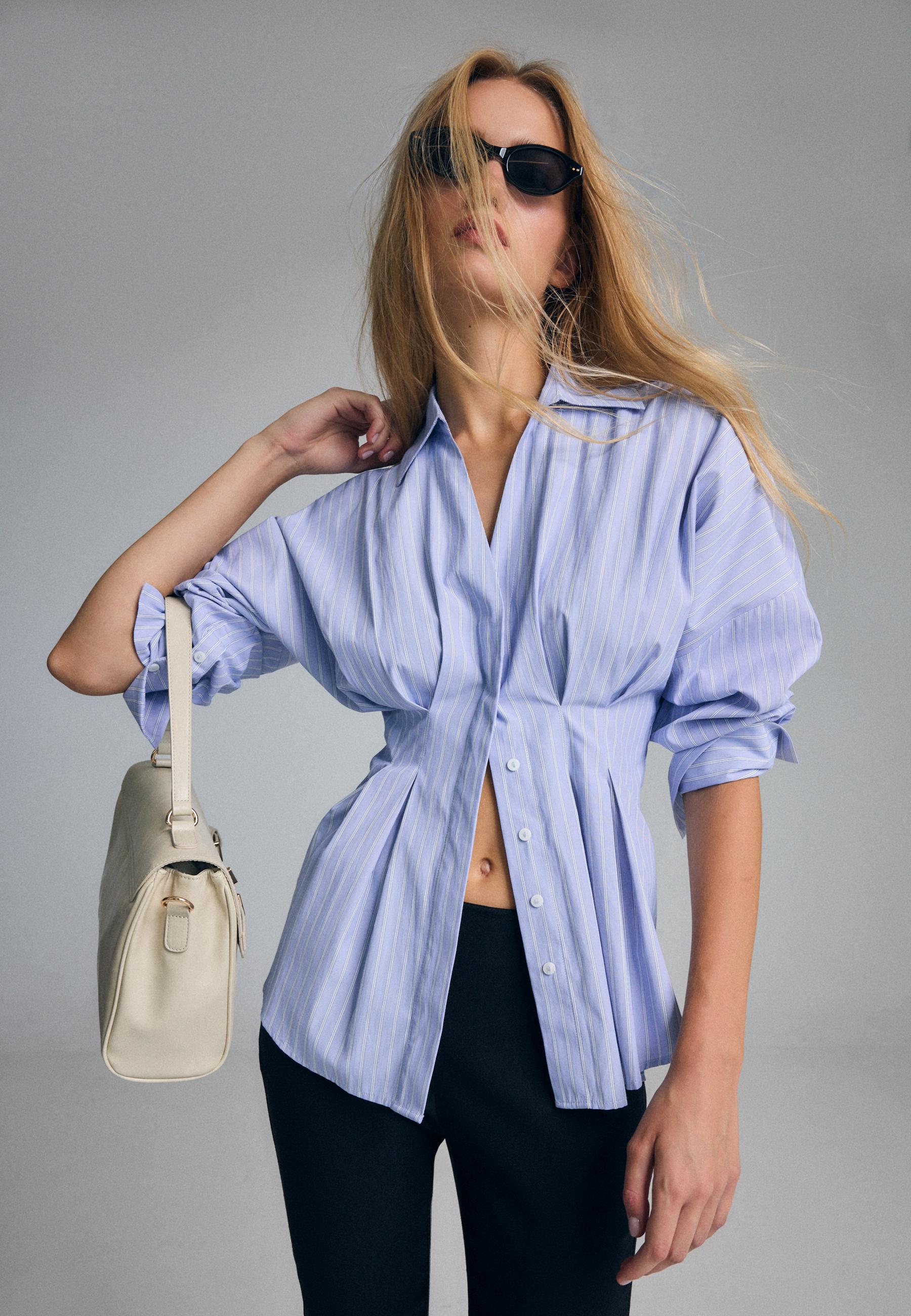 Pleated poplin shirt — Sky blue