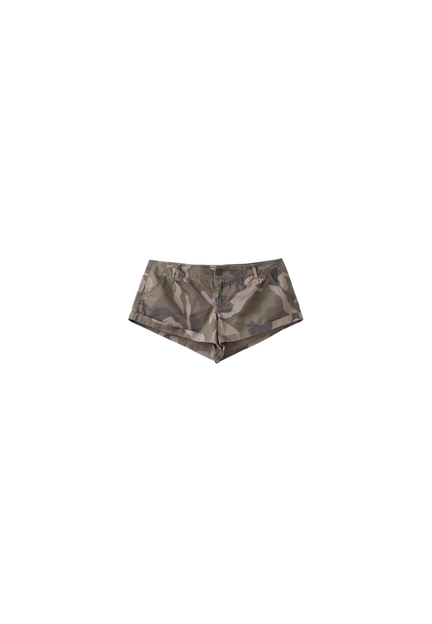 Regular camouflage print shorts