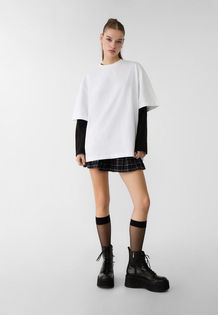 camiseta oversize manga corta