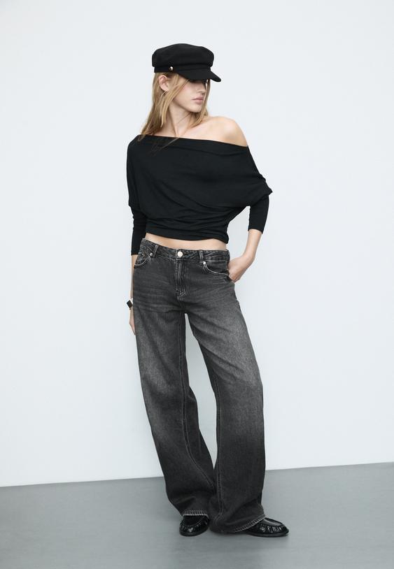 d91-jeans-mit-tiefem-weitem-bein
