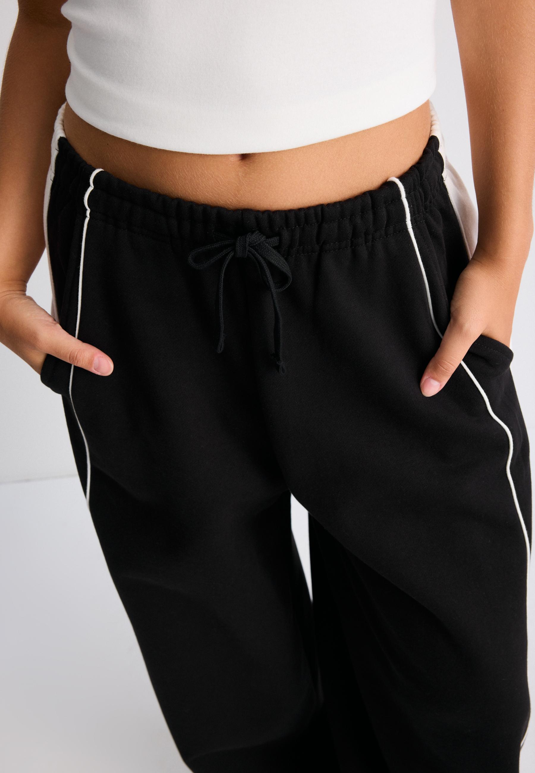 Plush contrast-side band joggers with toggles — Black