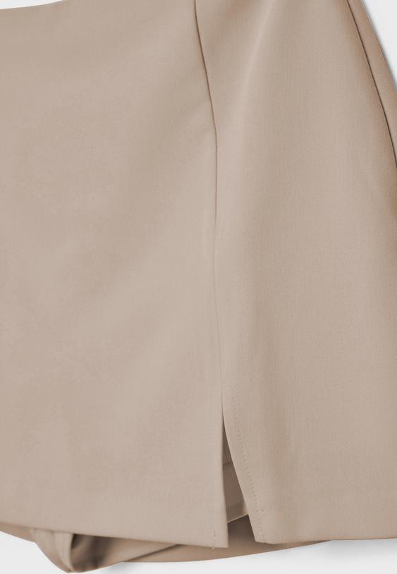 Yan yırtmaçlı şort etek - Görsel 9