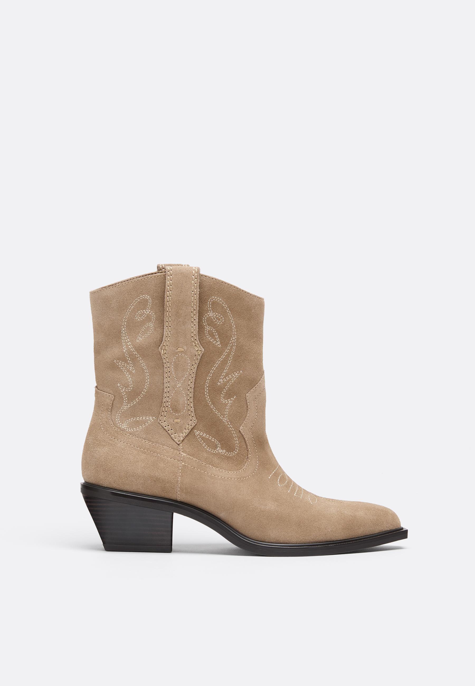 Stradivarius Δερμάτινα Μποτίνια Cowboy Μπεζ 38