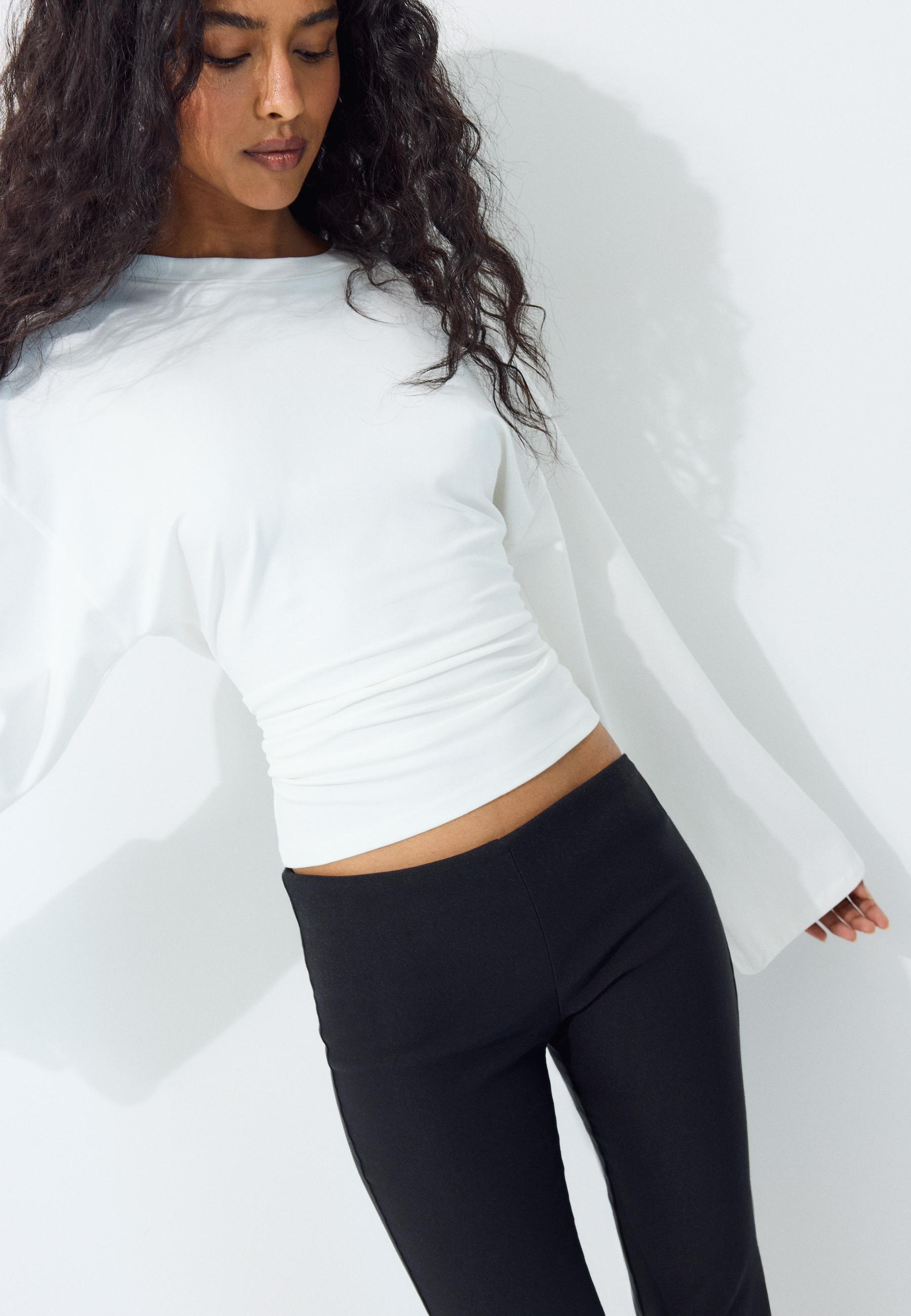 B11 Japanese-inspired long sleeve fitted waist T-shirt — Ecru