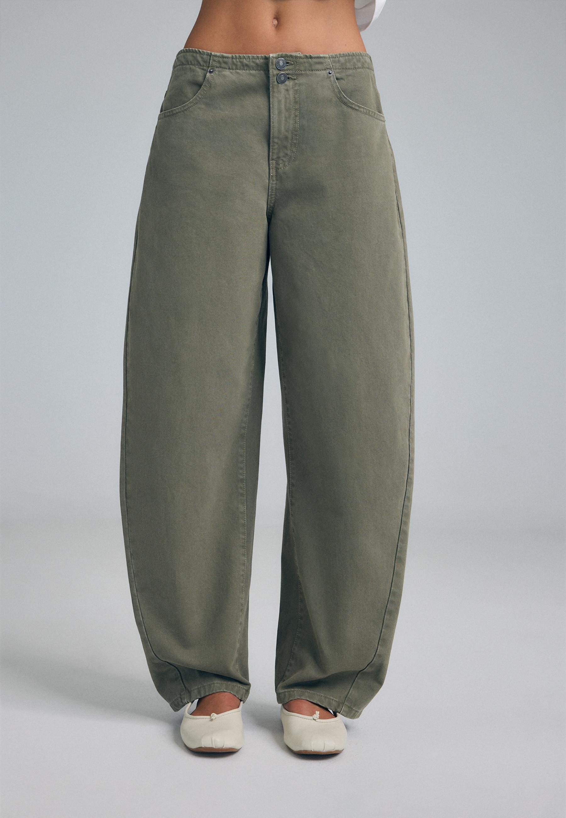 Adjustable barrel-leg jeans — Khaki