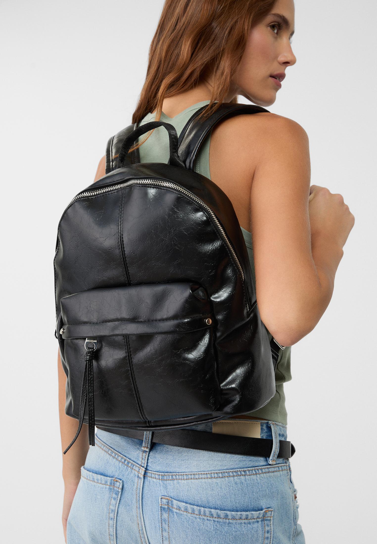 Backpack with zip pocket Women s fashion Stradivarius Canada