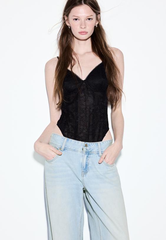 Stradivarius Low-Rise Double-Button Jeans Medium Light Blue Denim 8