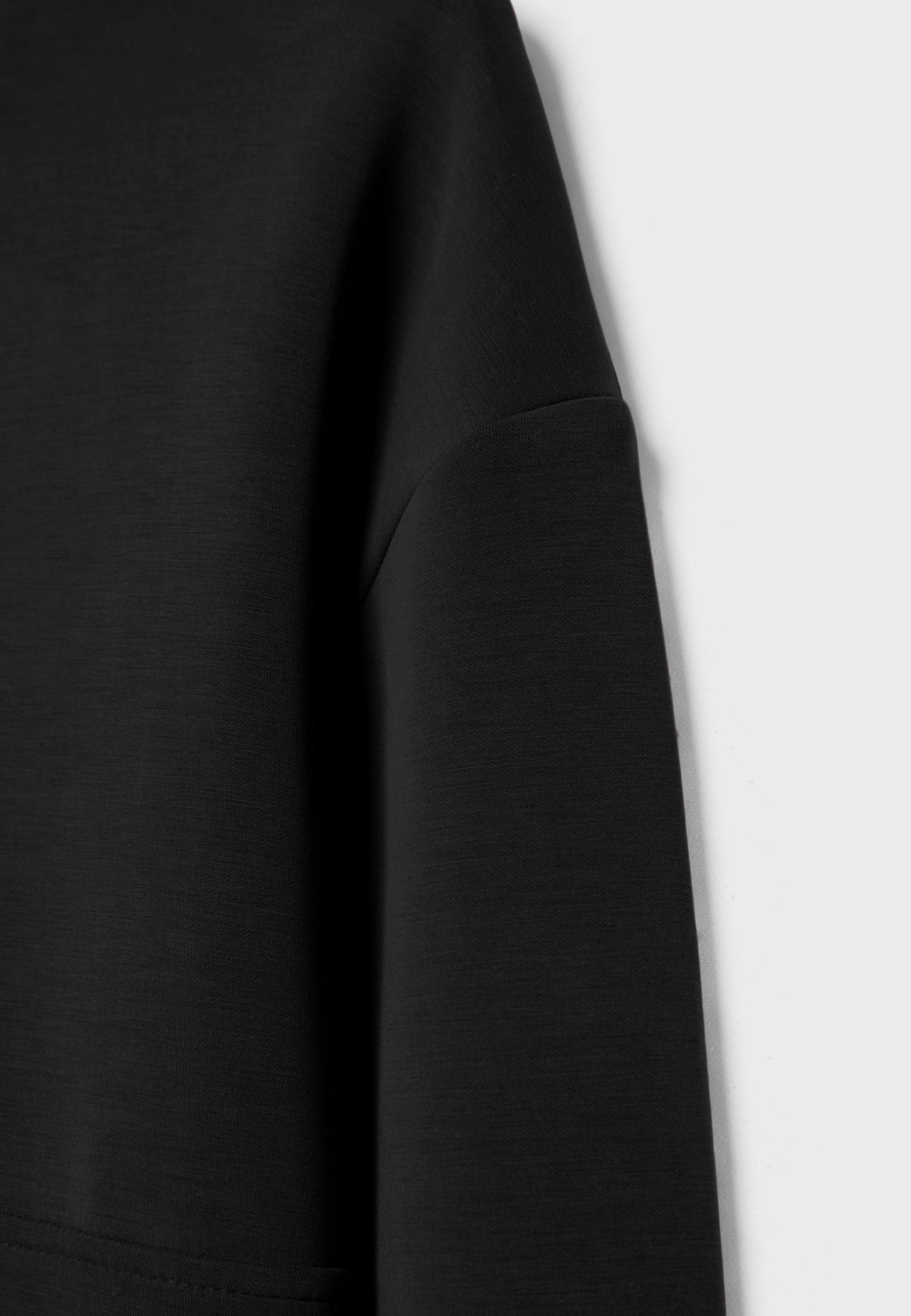 Soft-touch zip-up sweatshirt — Black