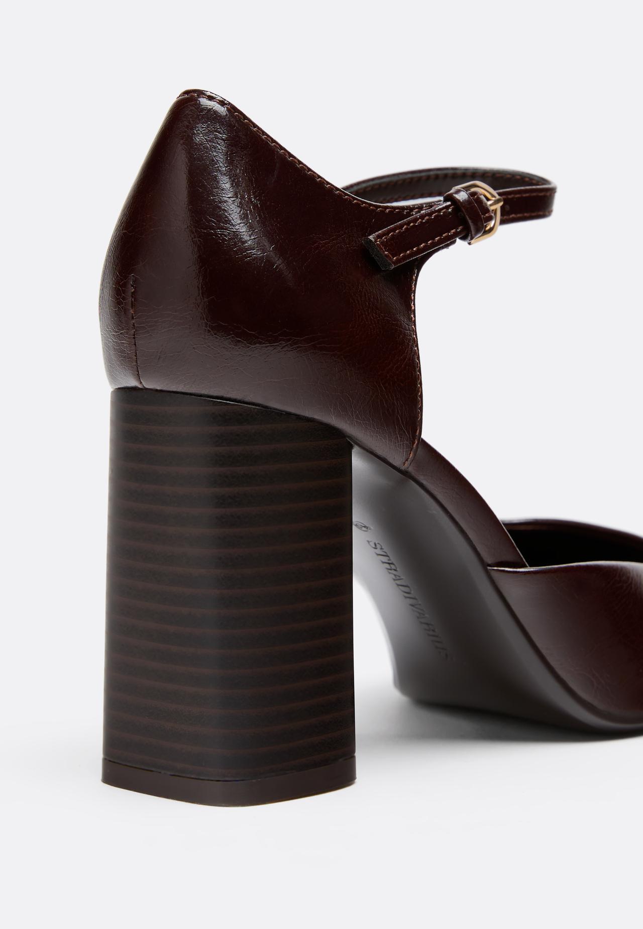 Mary Jane block heels — BROWN